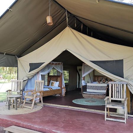 Africa Safari Lake Manyara Located Inside A Wildlife Park Mto wa Mbu Exterior photo