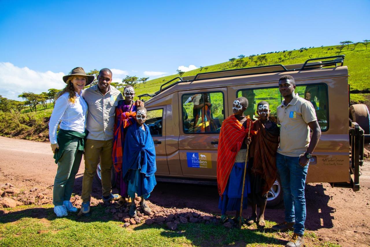 Africa Safari Lake Manyara Located Inside A Wildlife Park Mto wa Mbu Exterior photo